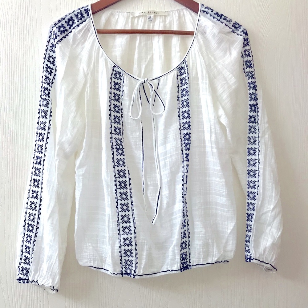 Max Studio Longsleeve Women’s Top